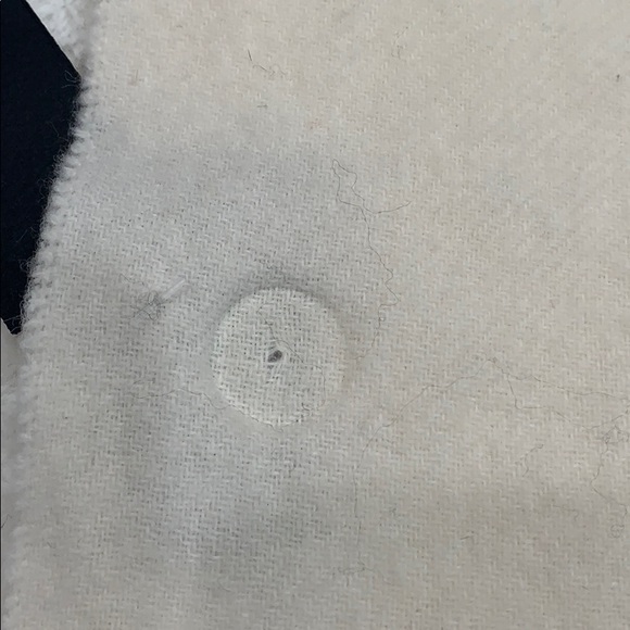 MOSCHINO logo embroidered scarf NWT - Picture 5 of 5